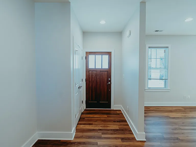510 Trailside Dr — Photo 43