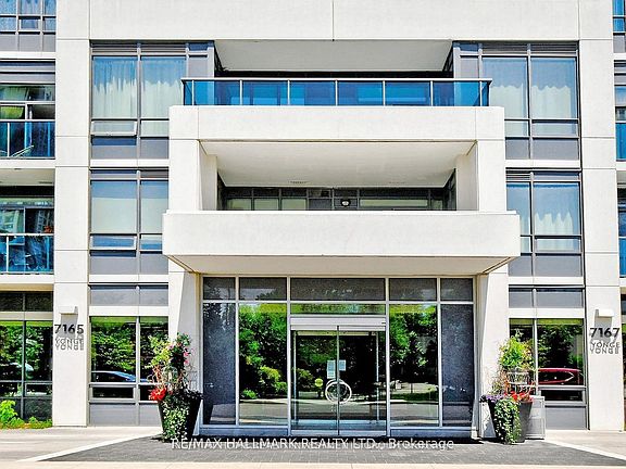 2nd image of 7165 Yonge St #833