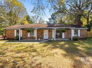 1112 Caroline Ave, Daphne, AL 36526