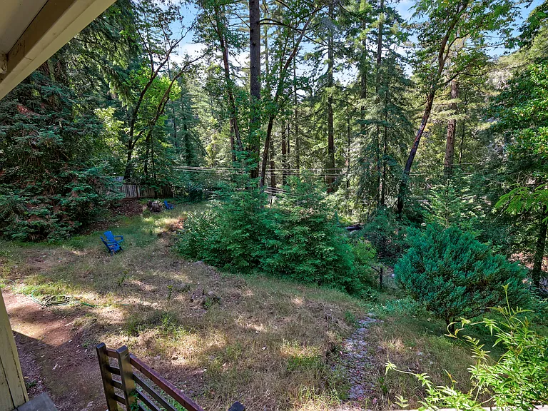 161 Mahogany Way — Photo 9