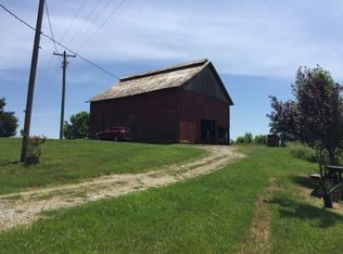 1221 Scotts Bottom Rd, Burkesville, KY 42717