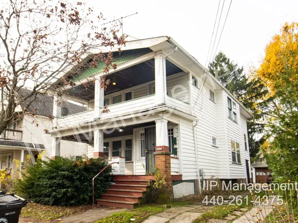 3204 W 92nd St, Cleveland, OH 44102