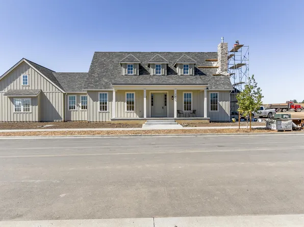 1680 Picotee Cir, Moscow, ID 83843