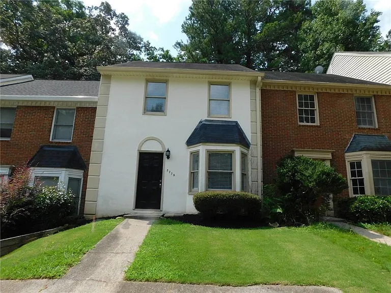 2775 New South Dr — Photo 1