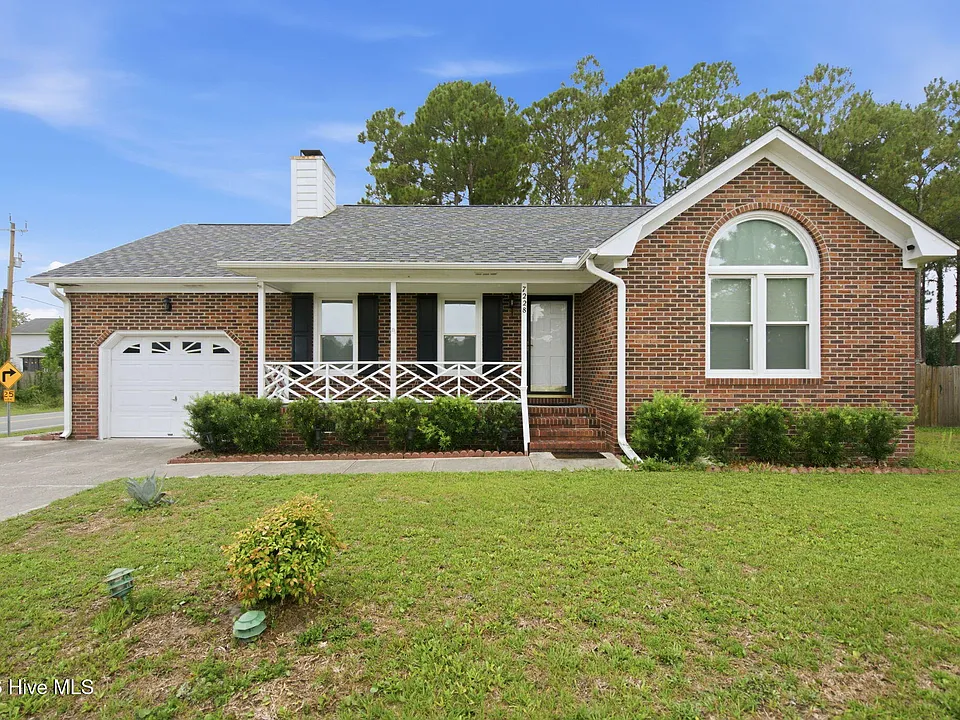 7228 Quail Woods Rd