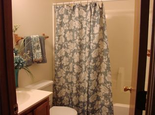 3309 Colgate Ave, Zion, IL 60099