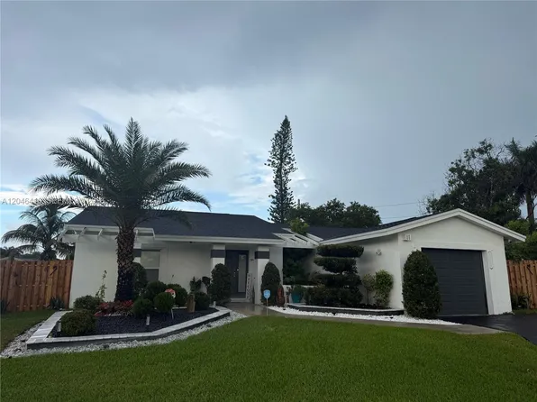 16736 SW 5th Way, Weston, FL 33326