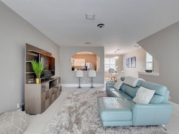 71 NW 4th Ave