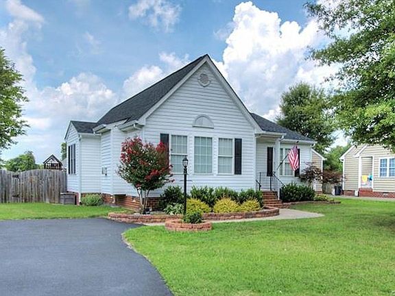 4th image of 6382 Yellowrose Ln
