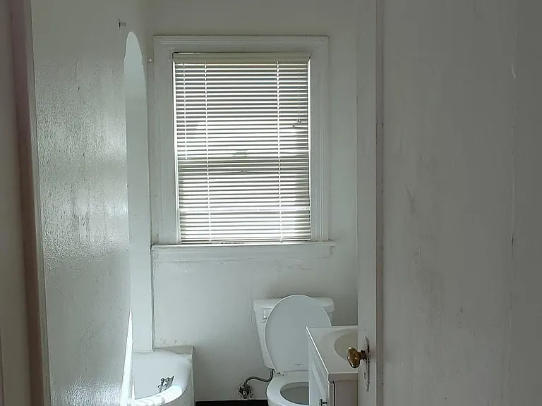 Bath has a tub/shower combination.