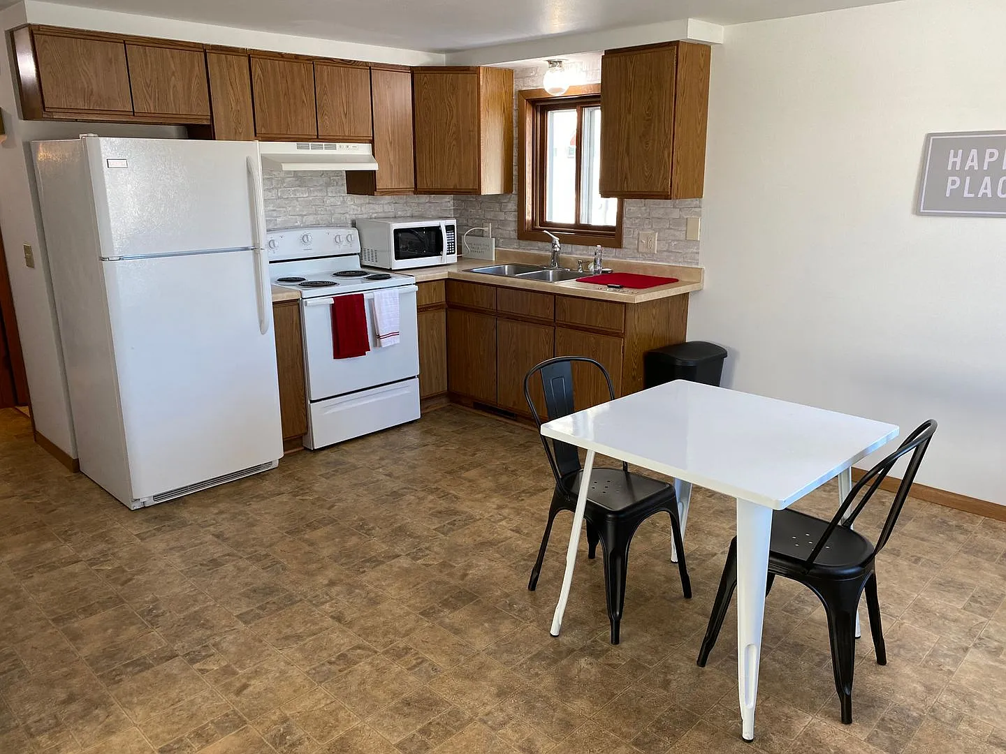 307 S Vine Avenue — Photo 1