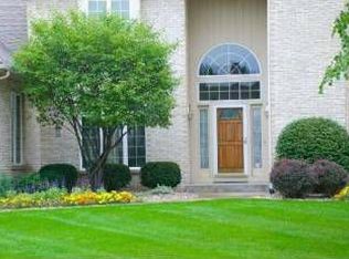 15851 S Lakeshore Dr, Granger, IN