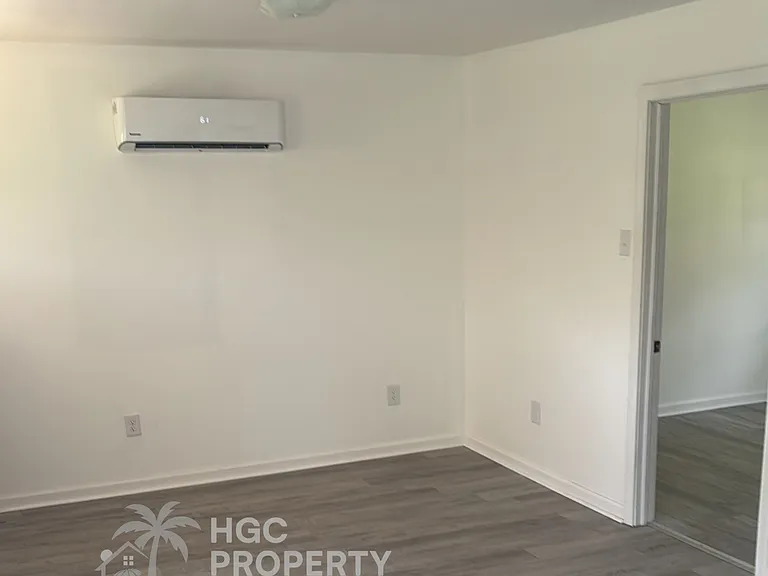 614 Price St — Photo 1