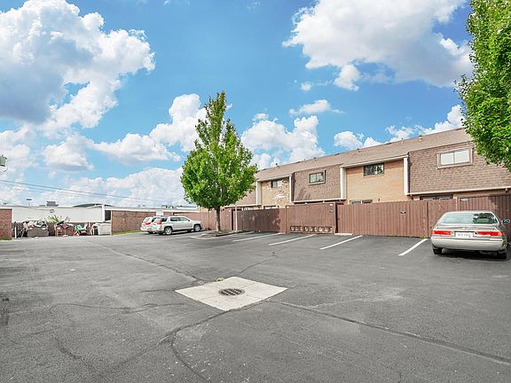 5th image of 1850 Willoway Cir S