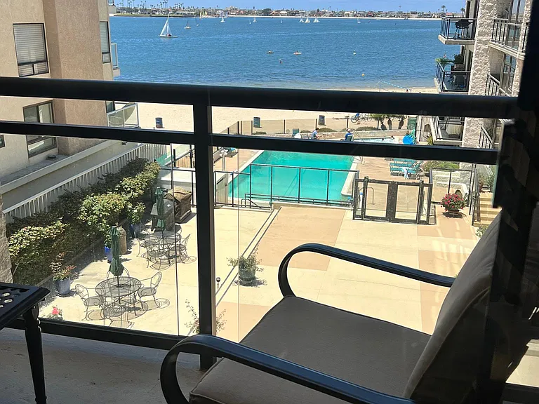3916 Riviera Dr #408 — Photo 28