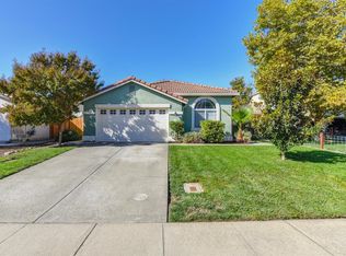 3 Nikki Ct, Elk Grove, CA 95758