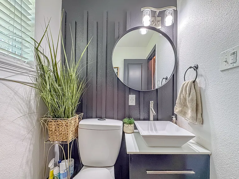 1044 Seminole Dr — Photo 49