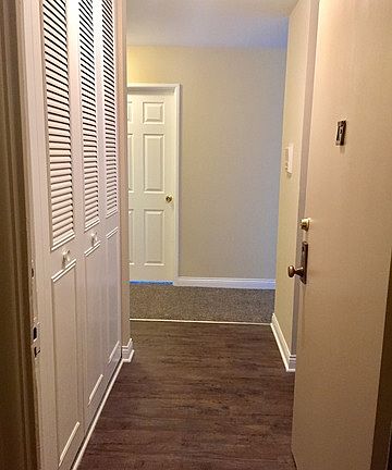 2nd image of 1475 Rebecca Dr APT 318