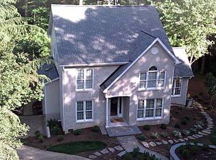 8204 Woburn Dr, Raleigh, NC 27615