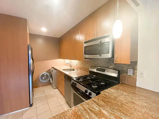 Rented by MOTION New York | media 2