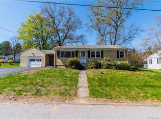41 Laurel Ln, Windham, CT 06280