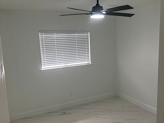 4th image of 728 Ichabod Ave S