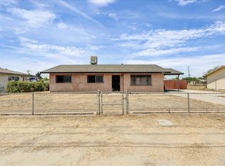 582 W Terra Bella Ave, Pixley, CA