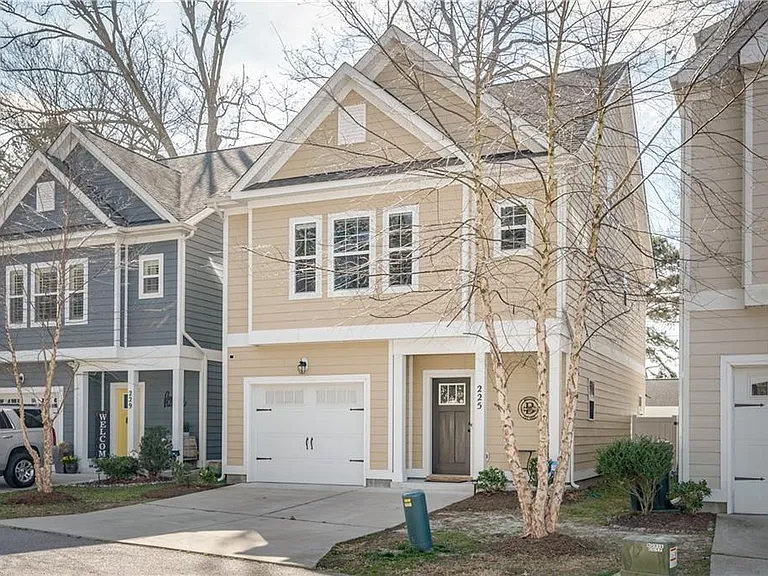 225 Floridays Way — Photo 35