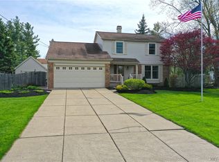 2799 Amsdell Rd, Hamburg, NY 14075