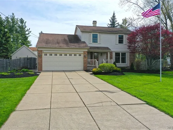 2799 Amsdell Rd, Hamburg, NY 14075