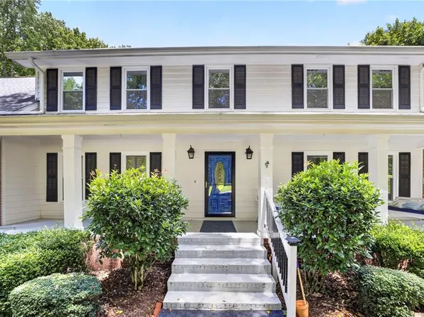1274 Millennial Ln, Lawrenceville, GA 30045