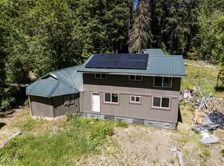 8245 Jumpoff Joe Creek Rd, Grants Pass, OR 97526