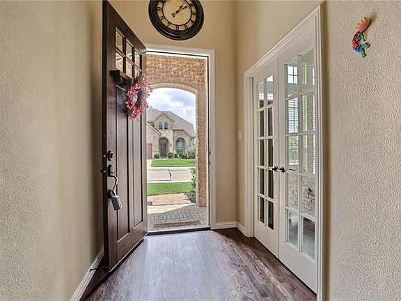 4th image of 2501 Lincolnshire Ln