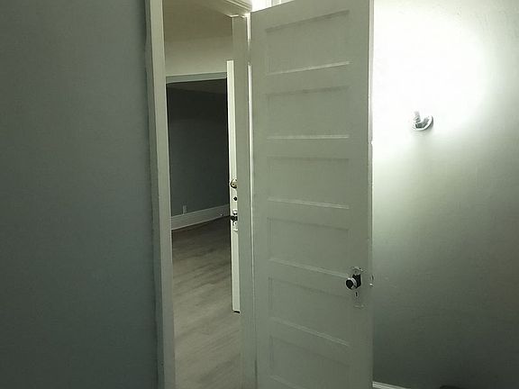 3rd image of 1414 Fillmore Ave