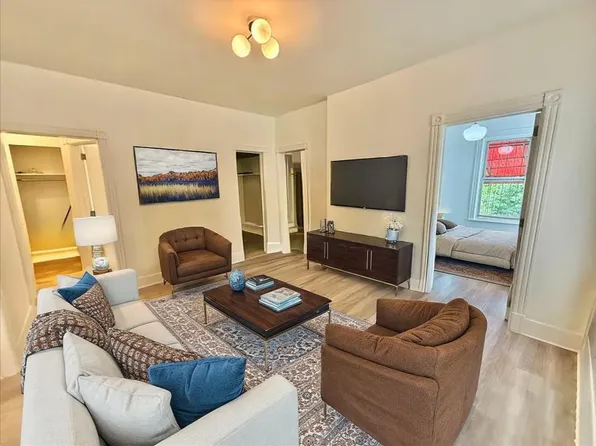 2551 37th St Floor 1, Astoria, NY 11103