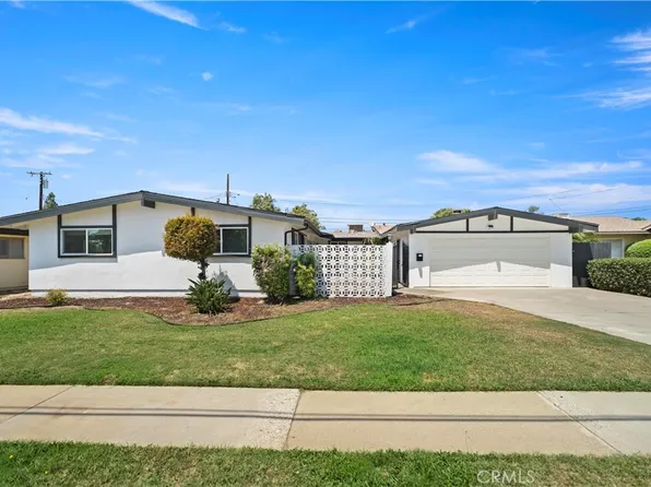 445 W Rowland St, Covina, CA 91723