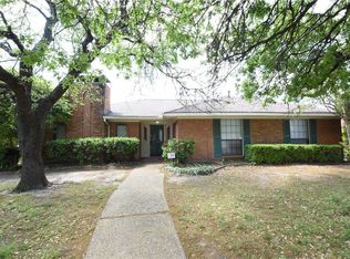 2001 Evening Sun Dr, Plano, TX 75093