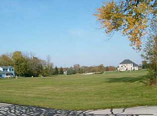 17690 W Ravine Dr, Elmore, OH 43416