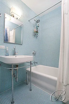 Sold by Bellmarc Realty | media 1