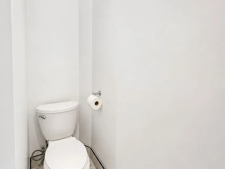 19 Lacroix Ct #BASEMENT — Photo 11