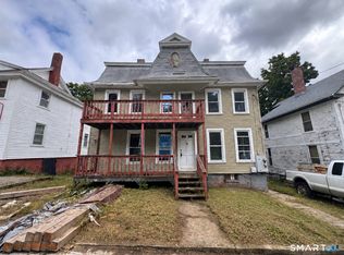 20 Bradley St, Putnam, CT 06260