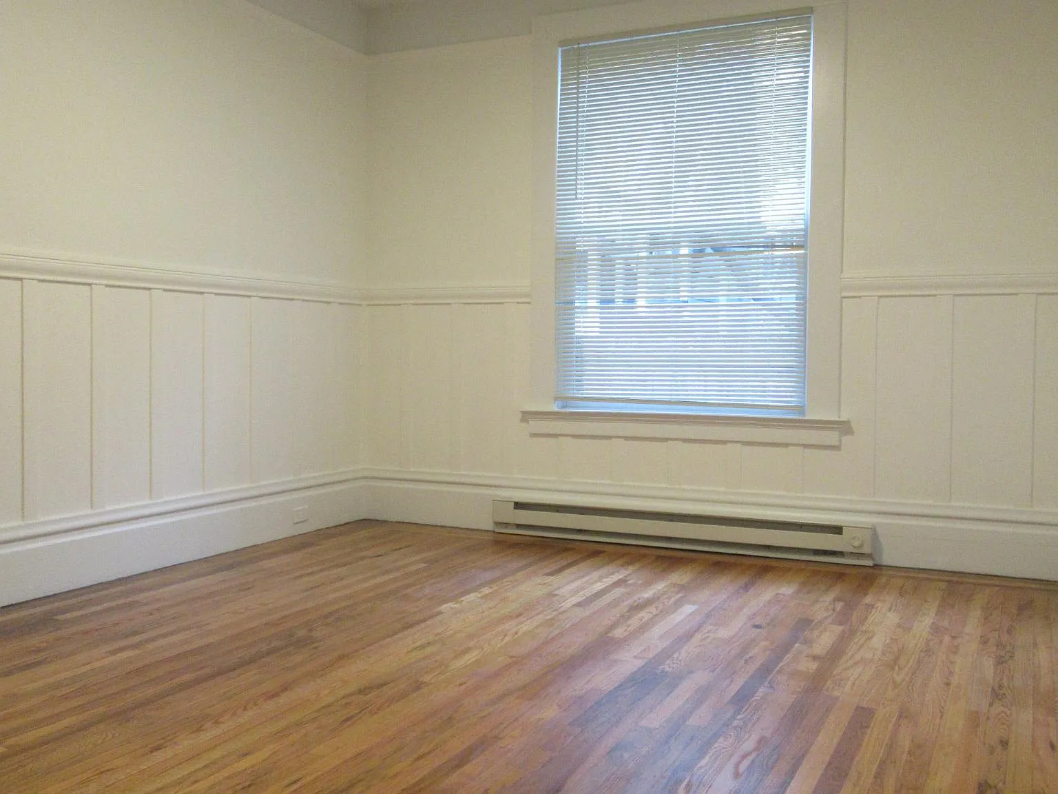 2 bed, 925 sqft, $5,500 — Photo 4