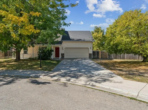 123 E Chapparosa Ct, Kuna, ID 83634