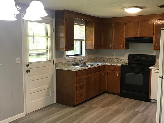 New flooring, lighting and counter tops