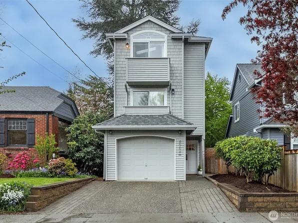 4054 54th Avenue SW, Seattle, WA 98116
