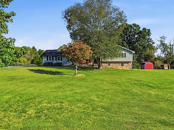 4th image of 402 Yates Springs Rd