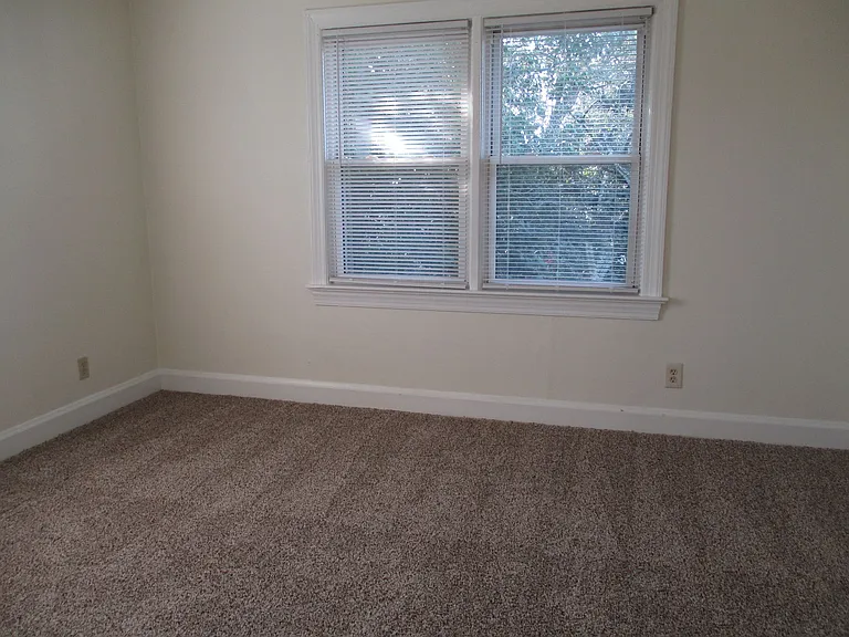 Inlet Pointe Apartments — Photo 6
