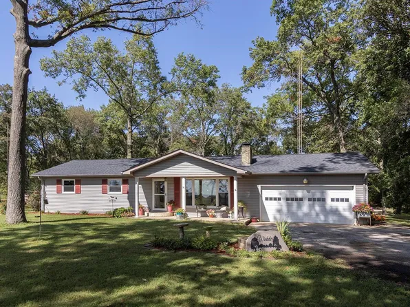 23117 Hammel Rd, Carlyle, IL 62231