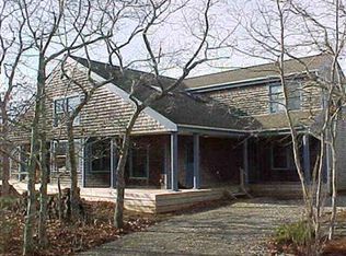 9 Vineyard Meadow Fms Rd, West Tisbury, MA 02575