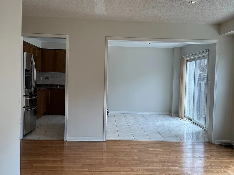 58 Brentcliff Dr #UPPER — Photo 16